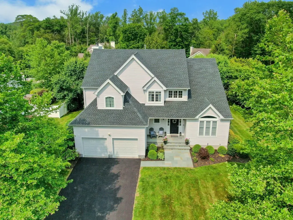 3 Vista Drive Baldwin Place NY 10505
