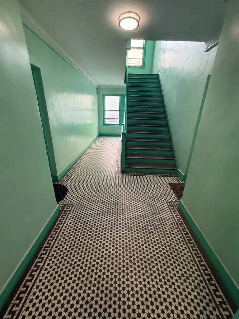 1177 Anderson Avenue Bronx NY 10452