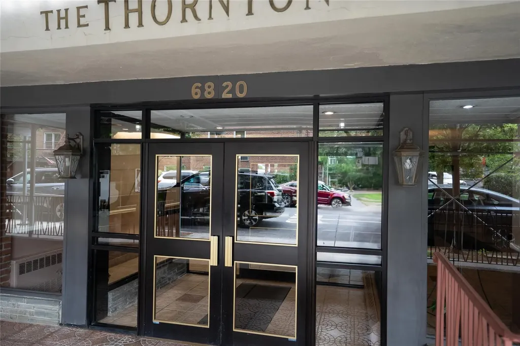 68-20 Selfridge Street Forest Hills NY 11375