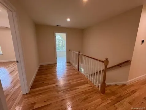 4 Jefferson Avenue New Windsor NY 12553
