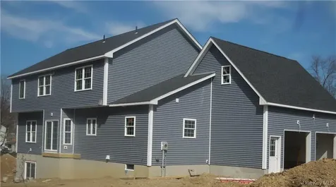 4 Jefferson Avenue New Windsor NY 12553