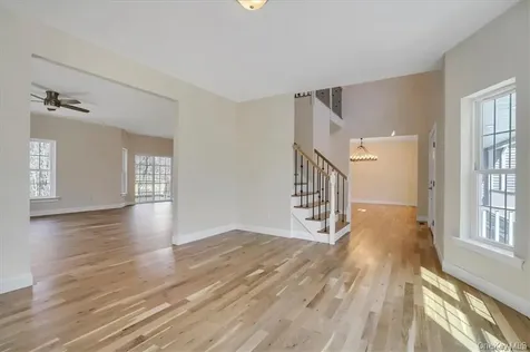 4 Jefferson Avenue New Windsor NY 12553