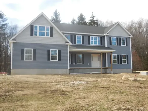 4 Jefferson Avenue New Windsor NY 12553
