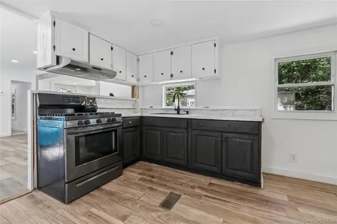 1538 Speonk Riverhead Road Speonk NY 11972