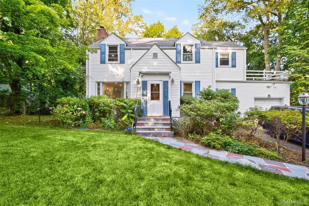 8 Beechwood Road Hartsdale NY 10530