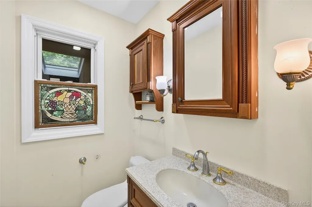 8 Beechwood Road Hartsdale NY 10530
