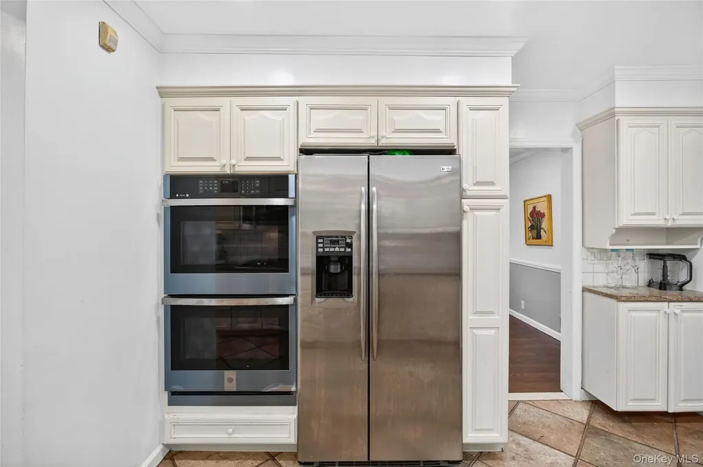 8 Beechwood Road Hartsdale NY 10530