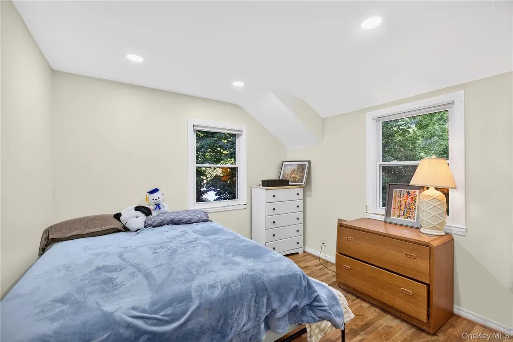 8 Beechwood Road Hartsdale NY 10530