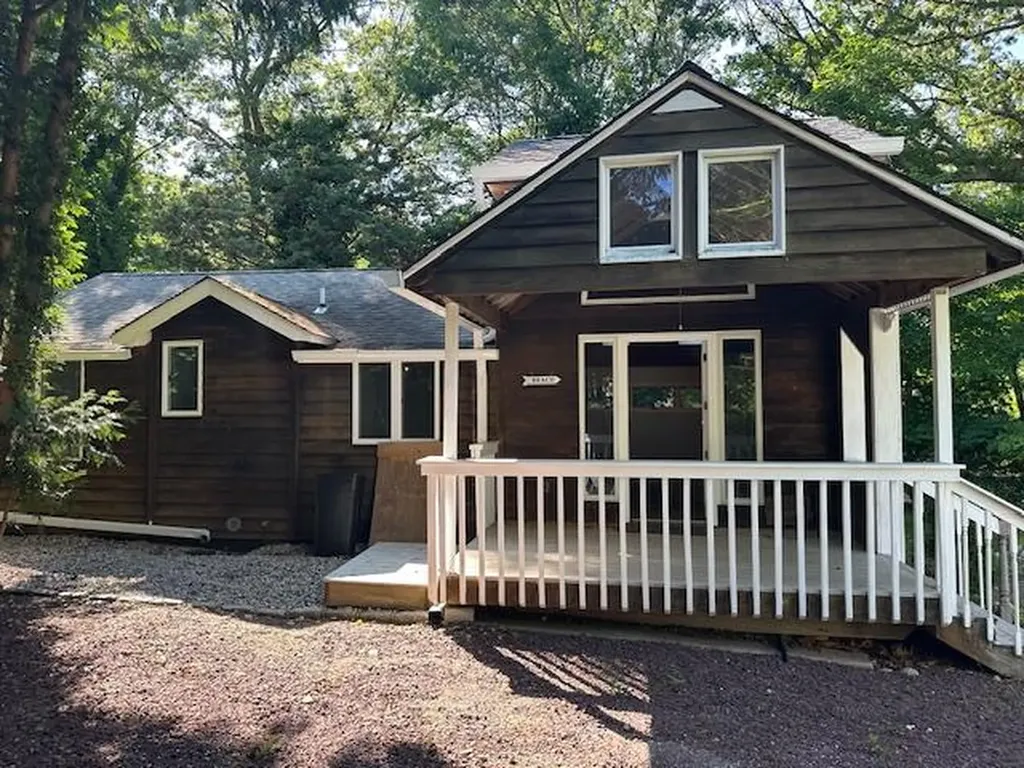 76 Cedar Drive Miller Place NY 11764