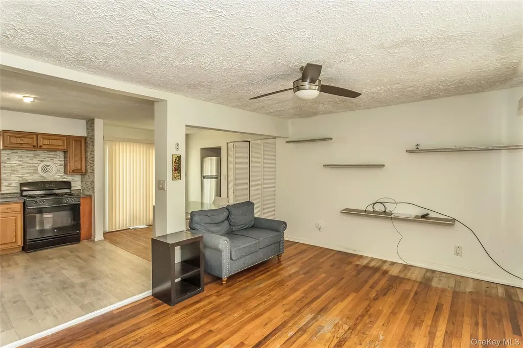 18 Hilliard Avenue Central Islip NY 11722