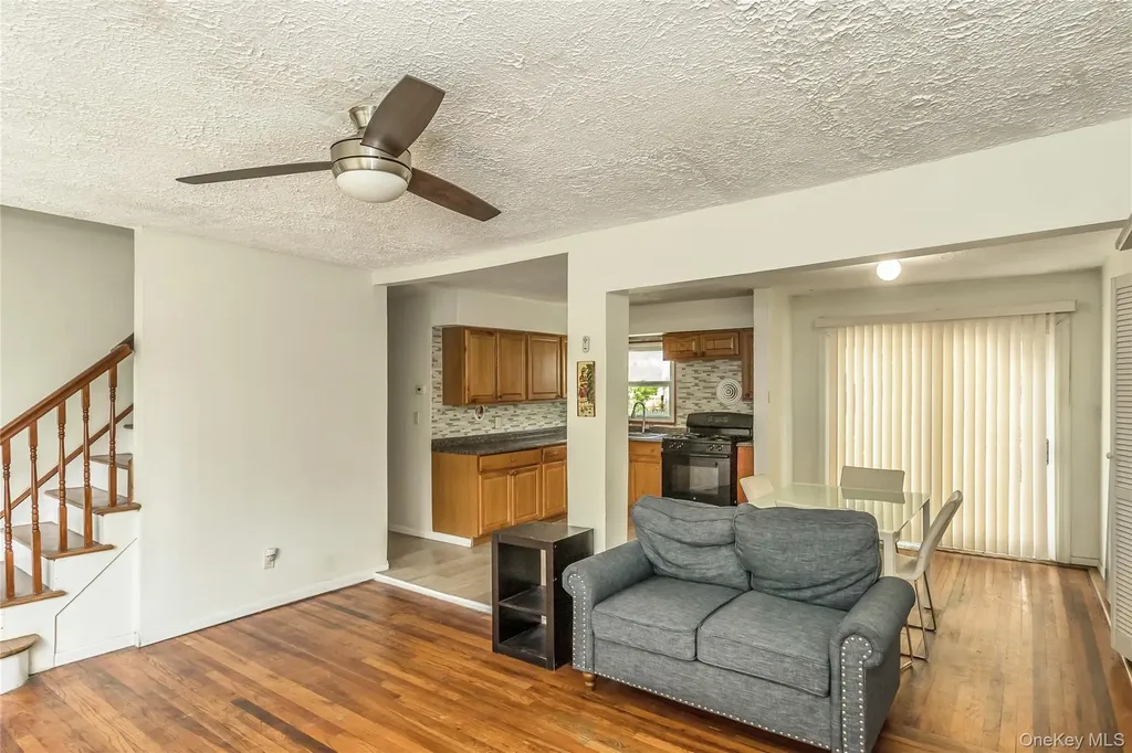 18 Hilliard Avenue Central Islip NY 11722