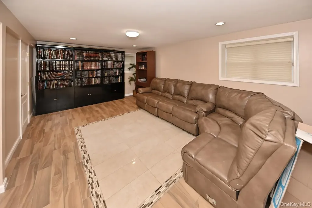 2 Elener Lane Spring Valley NY 10977