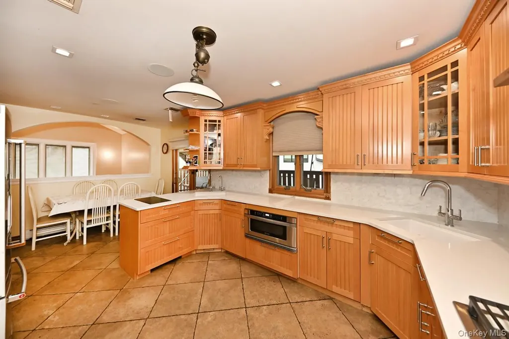 2 Elener Lane Spring Valley NY 10977