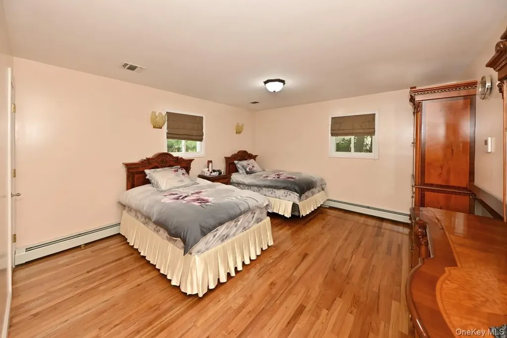 2 Elener Lane Spring Valley NY 10977