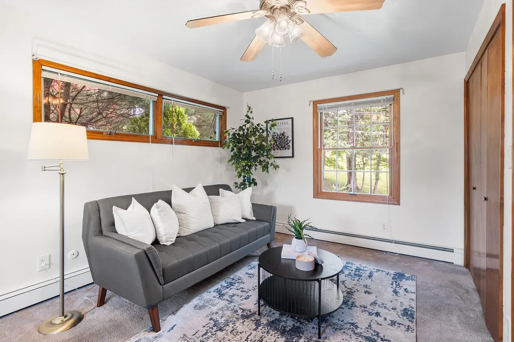 34 E George Avenue Pearl River NY 10965