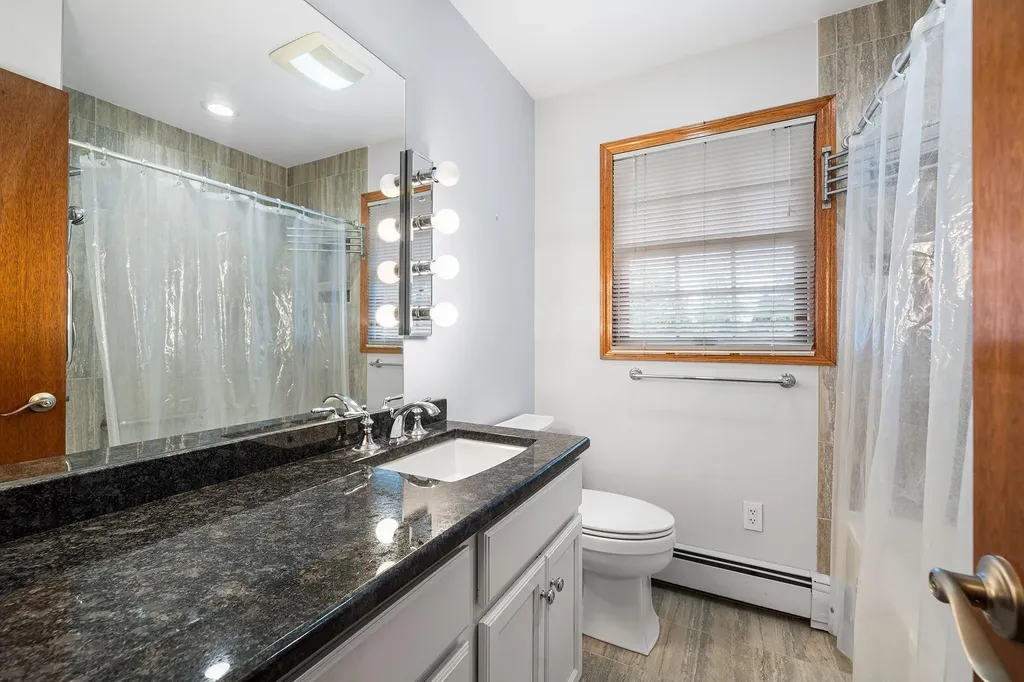 34 E George Avenue Pearl River NY 10965