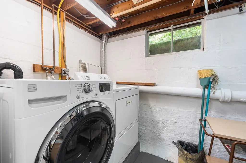 34 E George Avenue Pearl River NY 10965