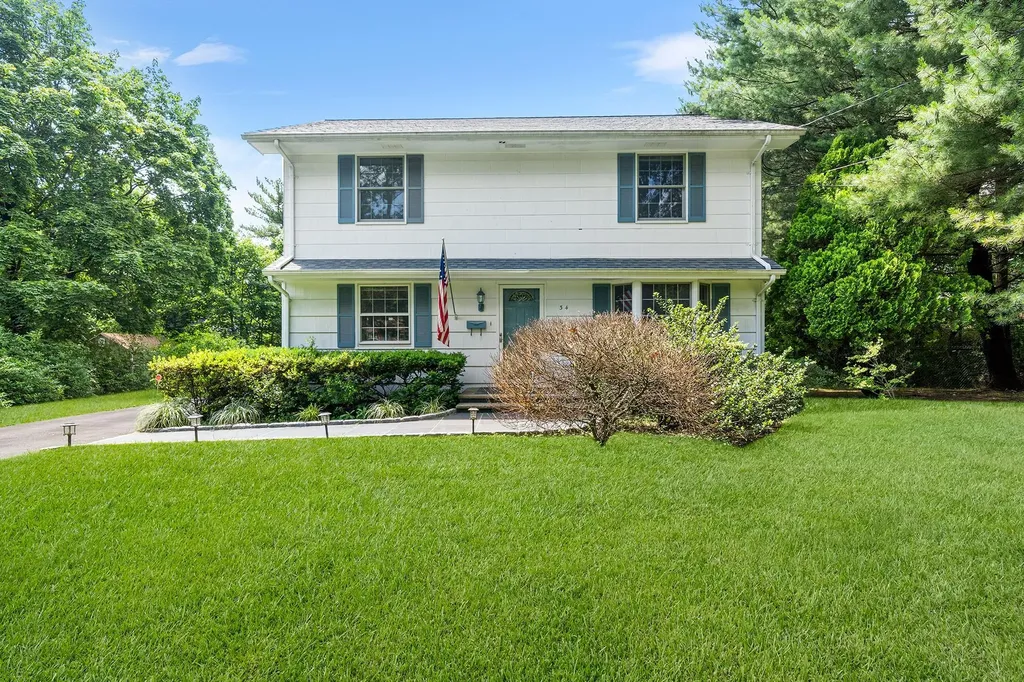 34 E George Avenue Pearl River NY 10965