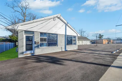 On Merrick Road Merrick Avenue Merrick NY 11566