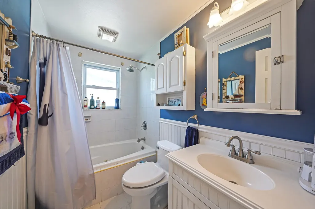 44 Willis Avenue Merrick NY 11566