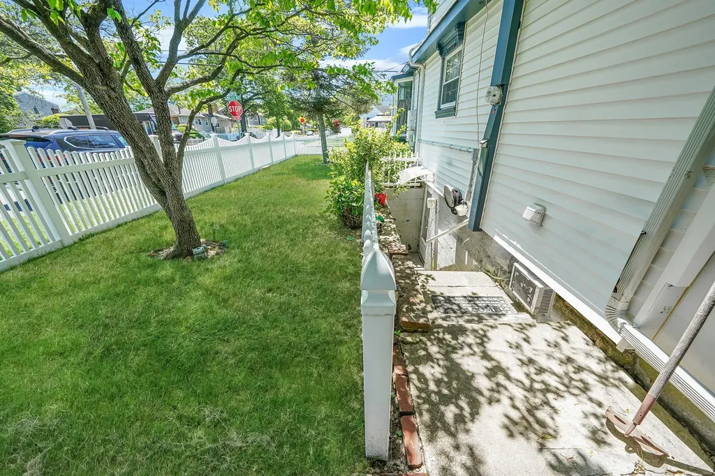 44 Willis Avenue Merrick NY 11566