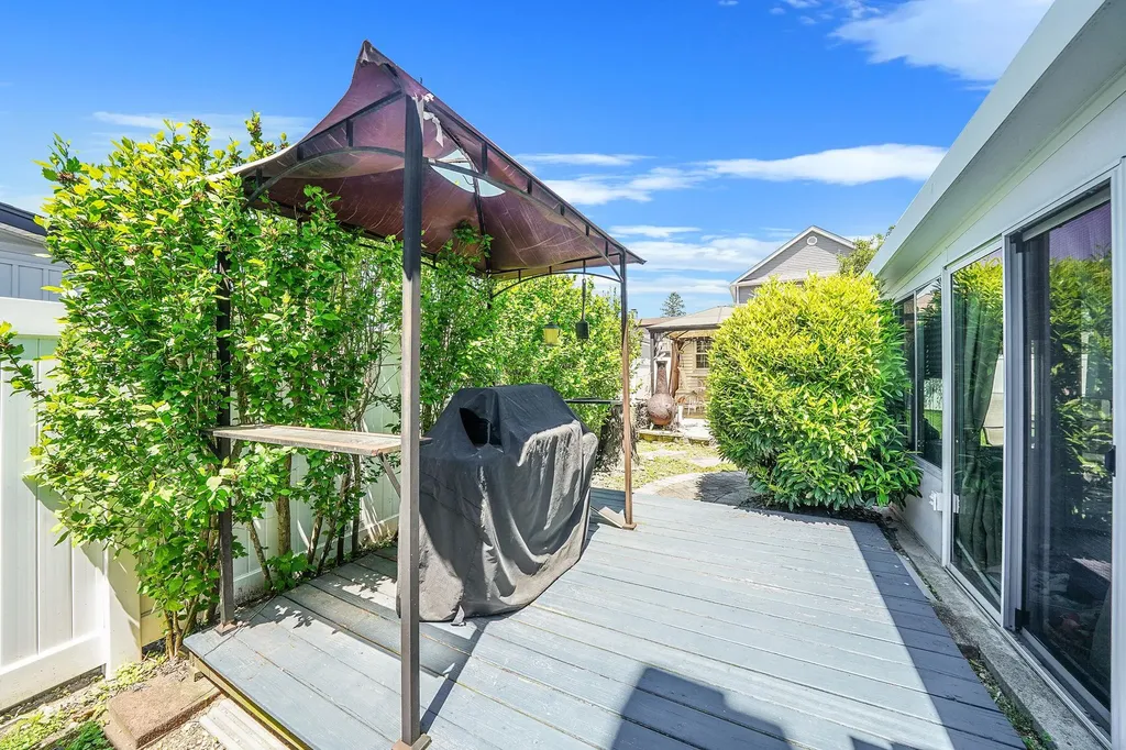 44 Willis Avenue Merrick NY 11566