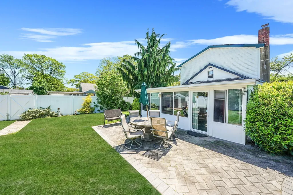 44 Willis Avenue Merrick NY 11566