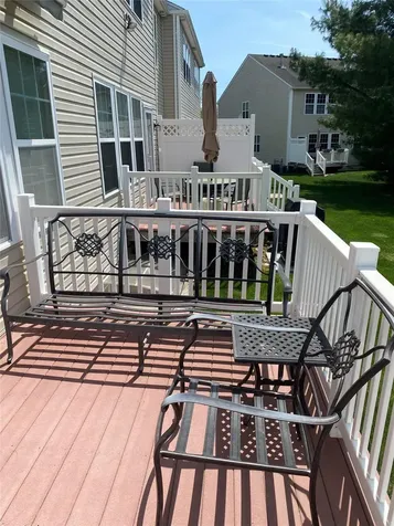 28 Torrey Pine Lane Bay Shore NY 11706