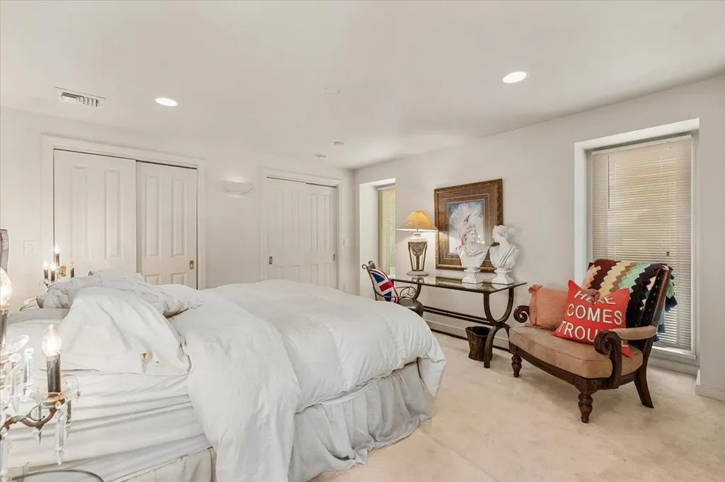 23 Forest Road Kings Park NY 11754