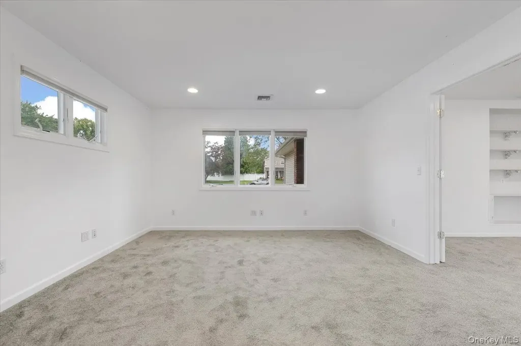4 Marshmallow Drive Commack NY 11725
