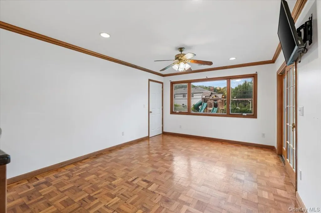 4 Marshmallow Drive Commack NY 11725