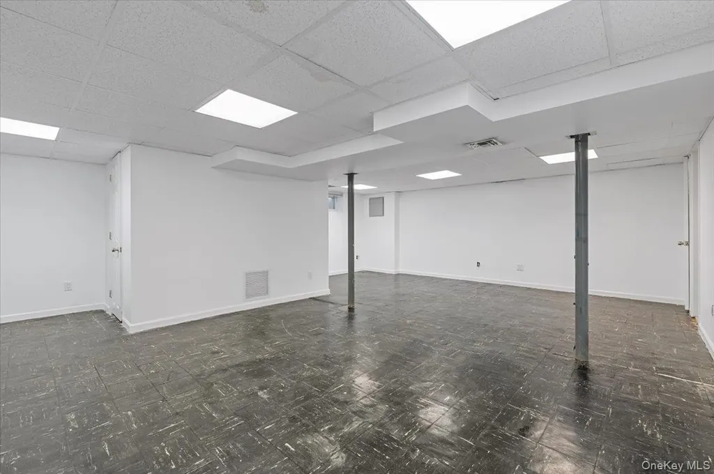 4 Marshmallow Drive Commack NY 11725