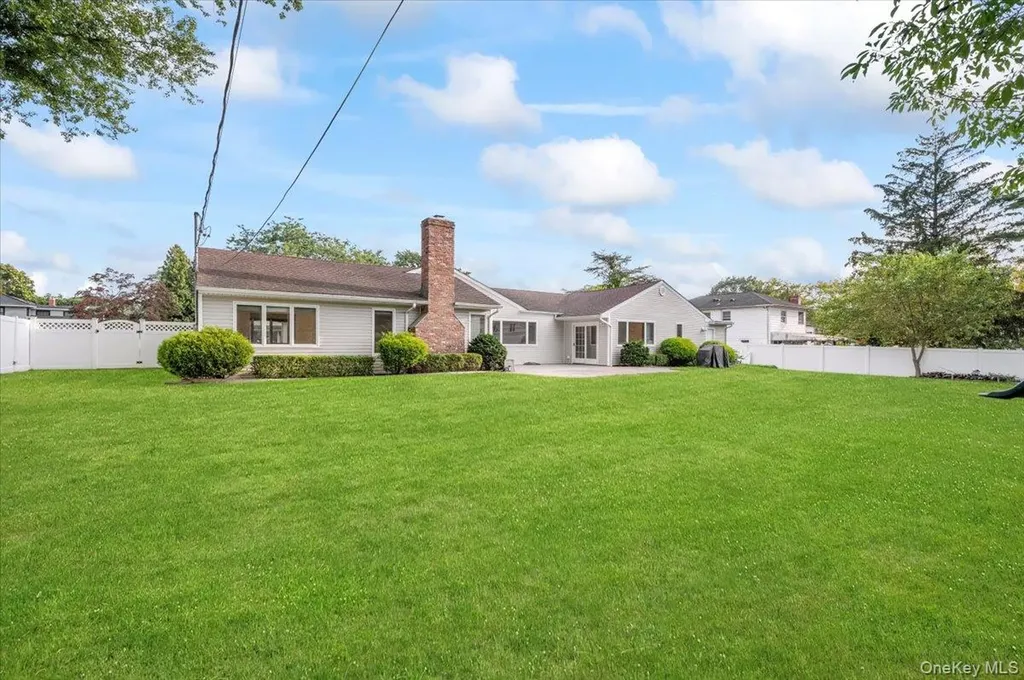 4 Marshmallow Drive Commack NY 11725
