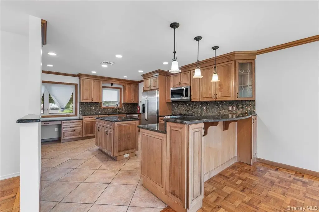 4 Marshmallow Drive Commack NY 11725