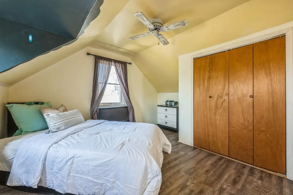 8 Sherman Place Bethpage NY 11714