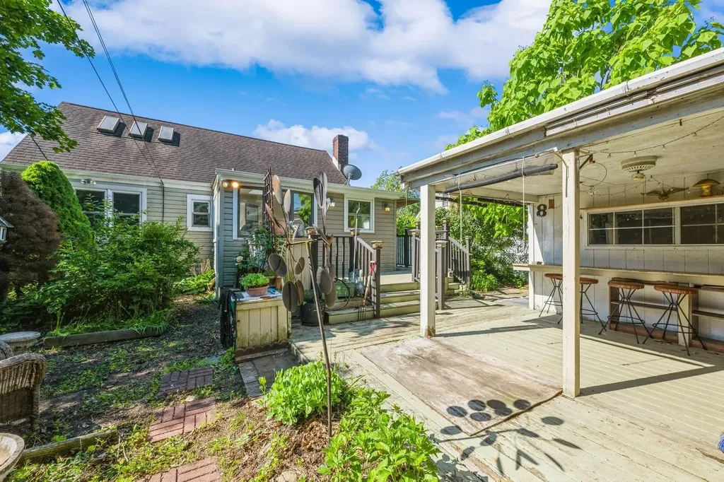 8 Sherman Place Bethpage NY 11714