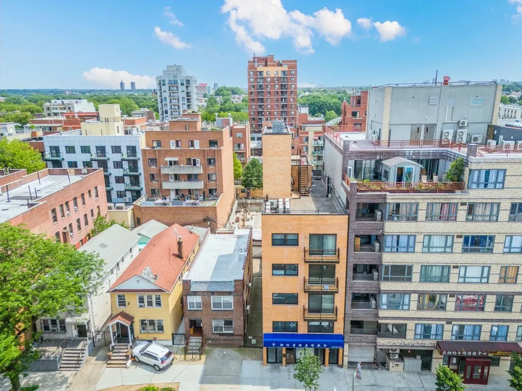 132-16 Maple Avenue Flushing NY 11355