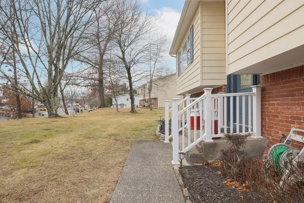18 Woodrum Drive Stony Point NY 10980