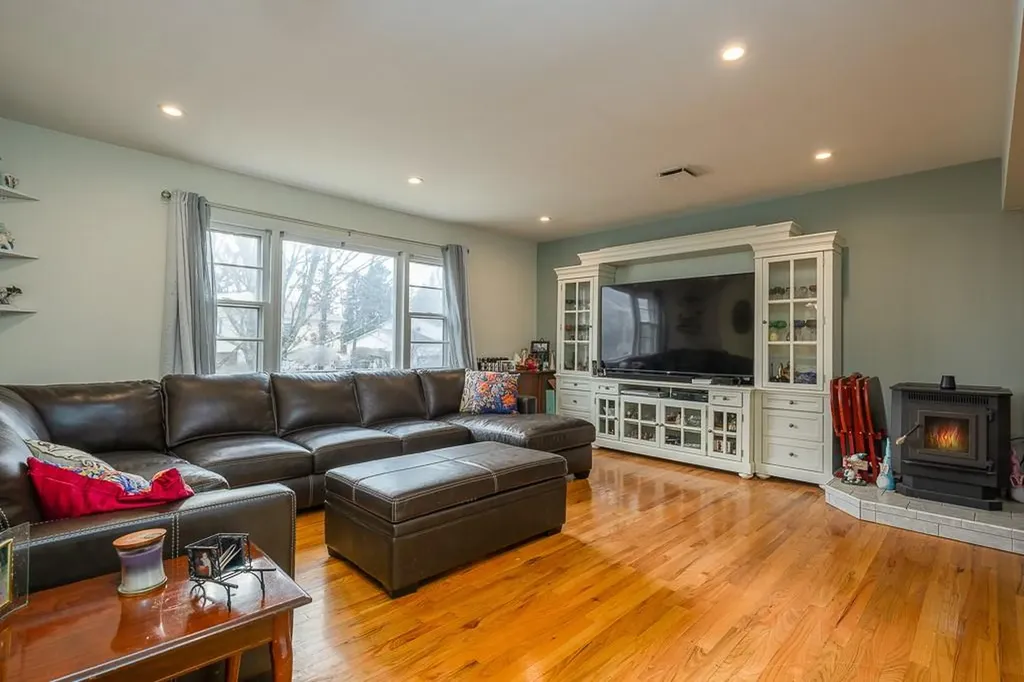 18 Woodrum Drive Stony Point NY 10980
