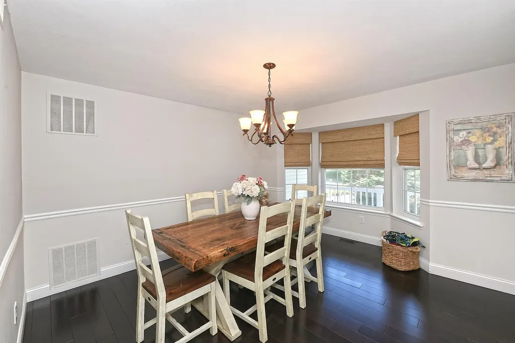 8 Thunder Road Miller Place NY 11764