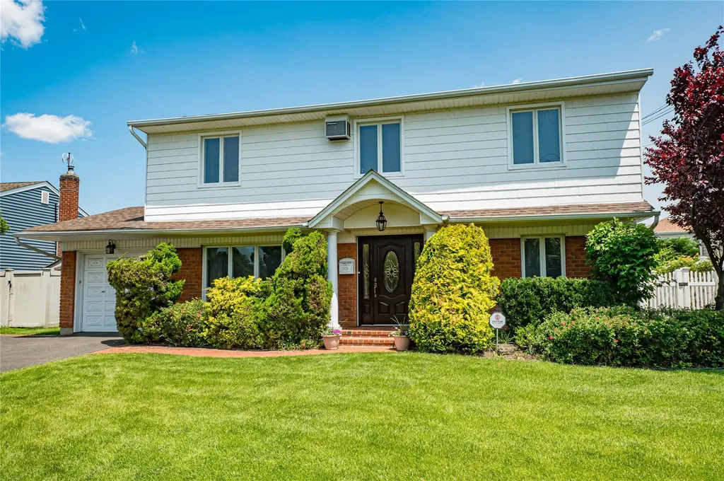 2529 Kerry Lane Bellmore NY 11710
