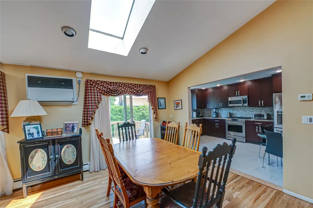 2529 Kerry Lane Bellmore NY 11710