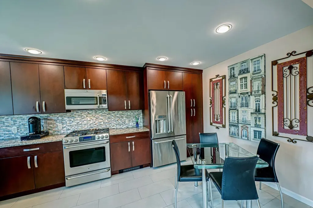 2529 Kerry Lane Bellmore NY 11710