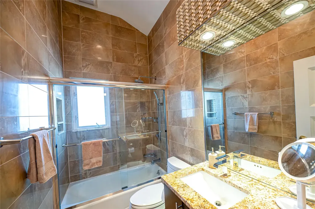 2529 Kerry Lane Bellmore NY 11710