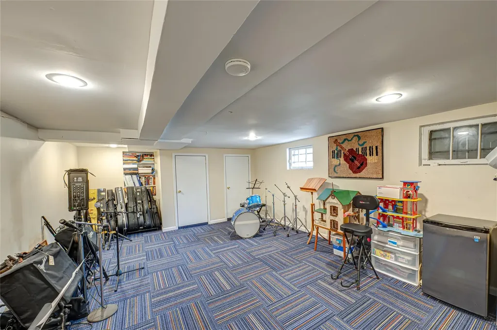2529 Kerry Lane Bellmore NY 11710
