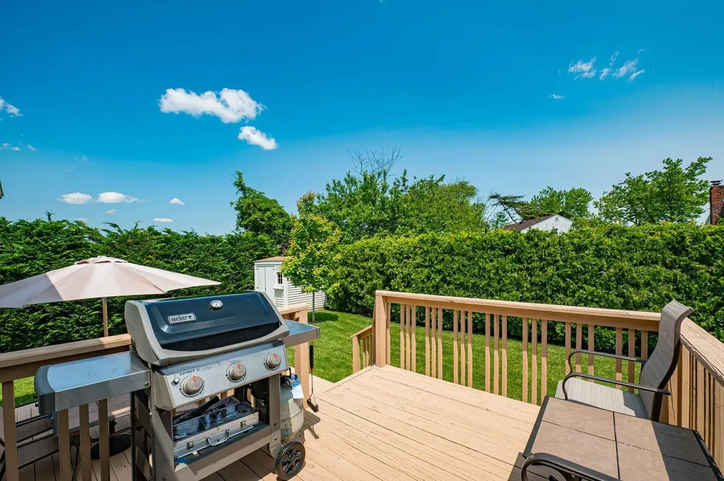 2529 Kerry Lane Bellmore NY 11710