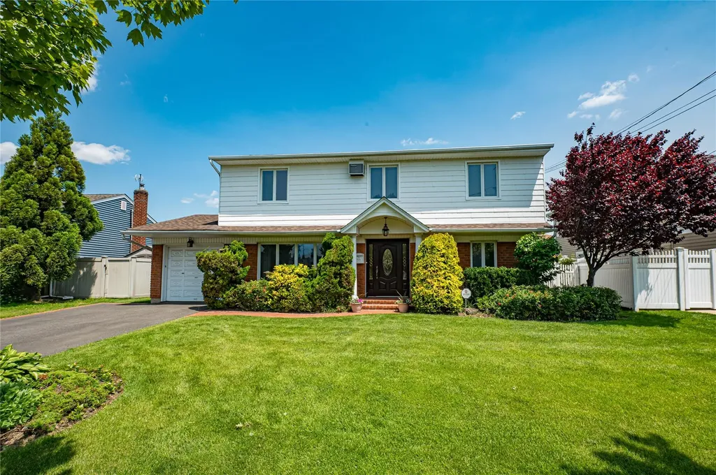 2529 Kerry Lane Bellmore NY 11710
