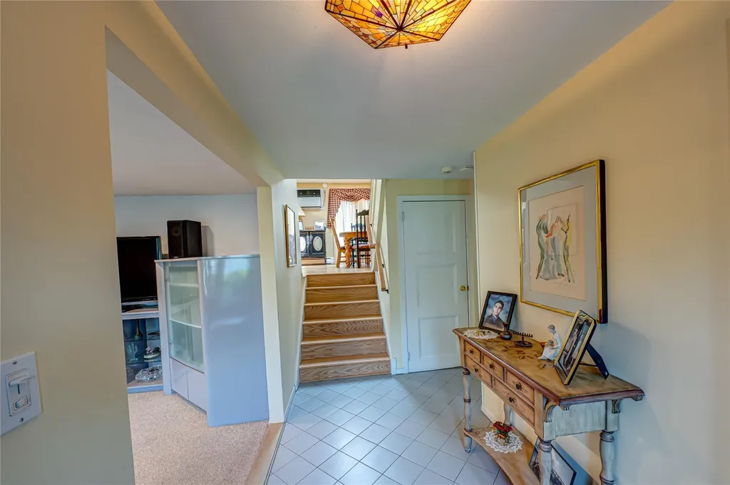 2529 Kerry Lane Bellmore NY 11710