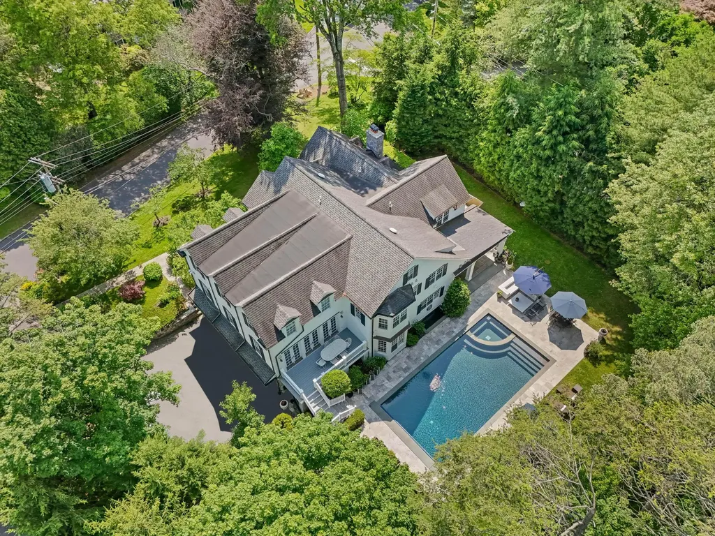 27 Olmsted Road Scarsdale NY 10583
