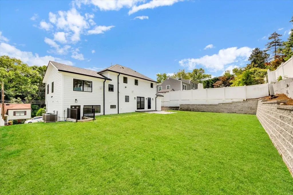 89 Alpine Road Yonkers NY 10710